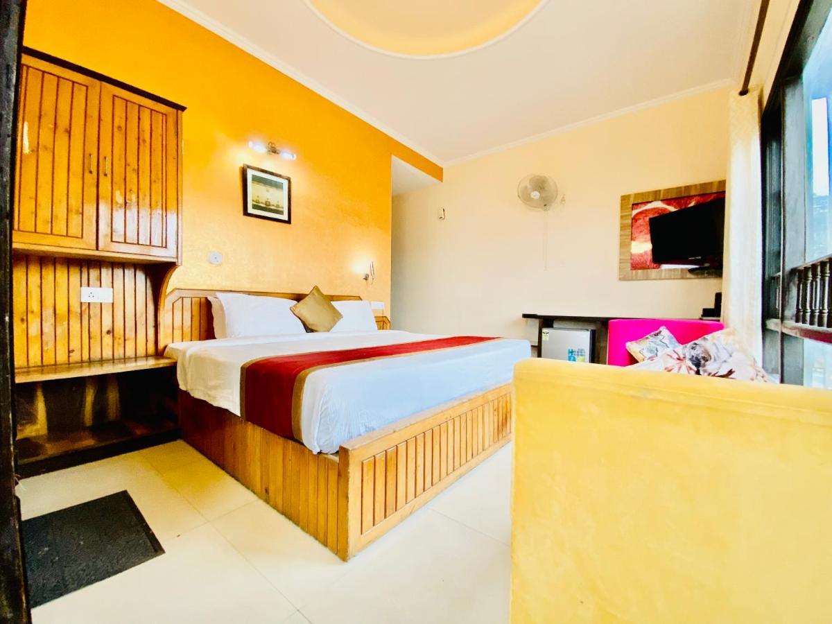 Hotel Aachman Regency Simlá Kültér fotó