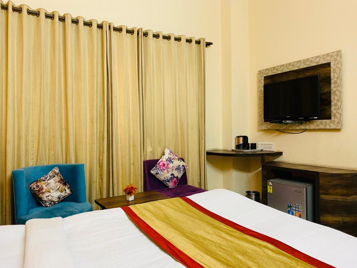 Hotel Aachman Regency Simlá Kültér fotó