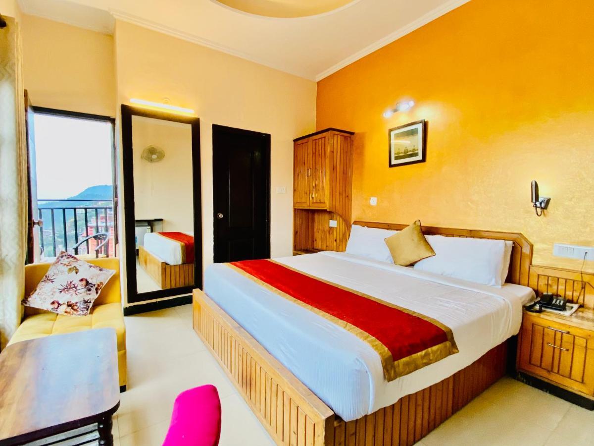 Hotel Aachman Regency Simlá Kültér fotó