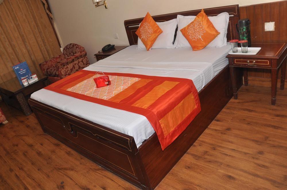 Hotel Aachman Regency Simlá Kültér fotó