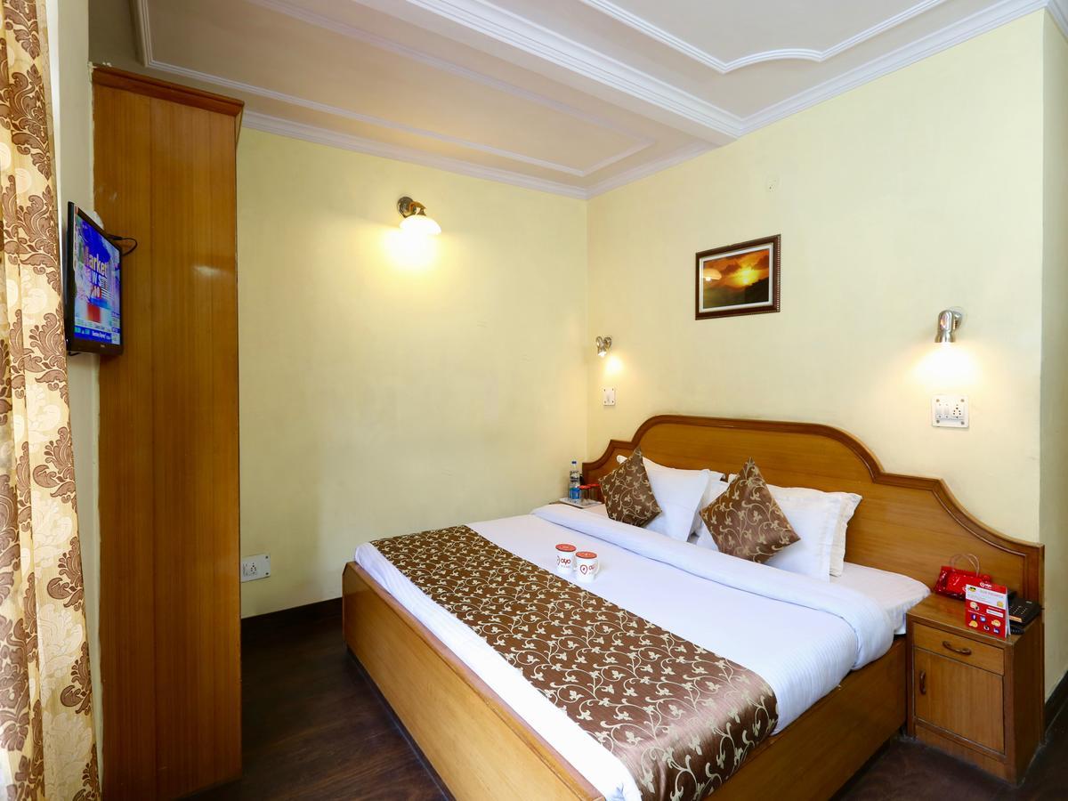 Hotel Aachman Regency Simlá Kültér fotó